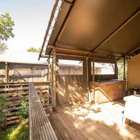 Holidays - Les 3 Cantons