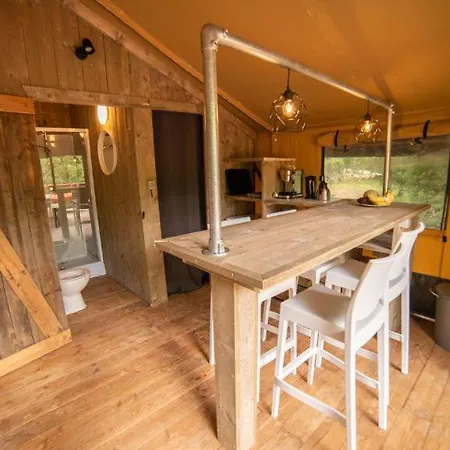 Luxury tent Holidays - Les 3 Cantons
