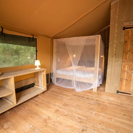 Luxury tent Holidays - Les 3 Cantons