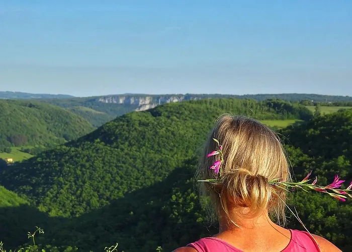 Holidays - Les 3 Cantons ラグジュアリーテント サン・タントナン