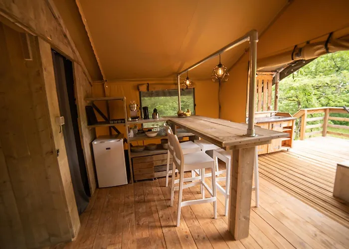 Holidays - Les 3 Cantons Lüks kamp alanı