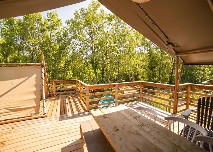 ラグジュアリーテント Holidays - Les 3 Cantons *